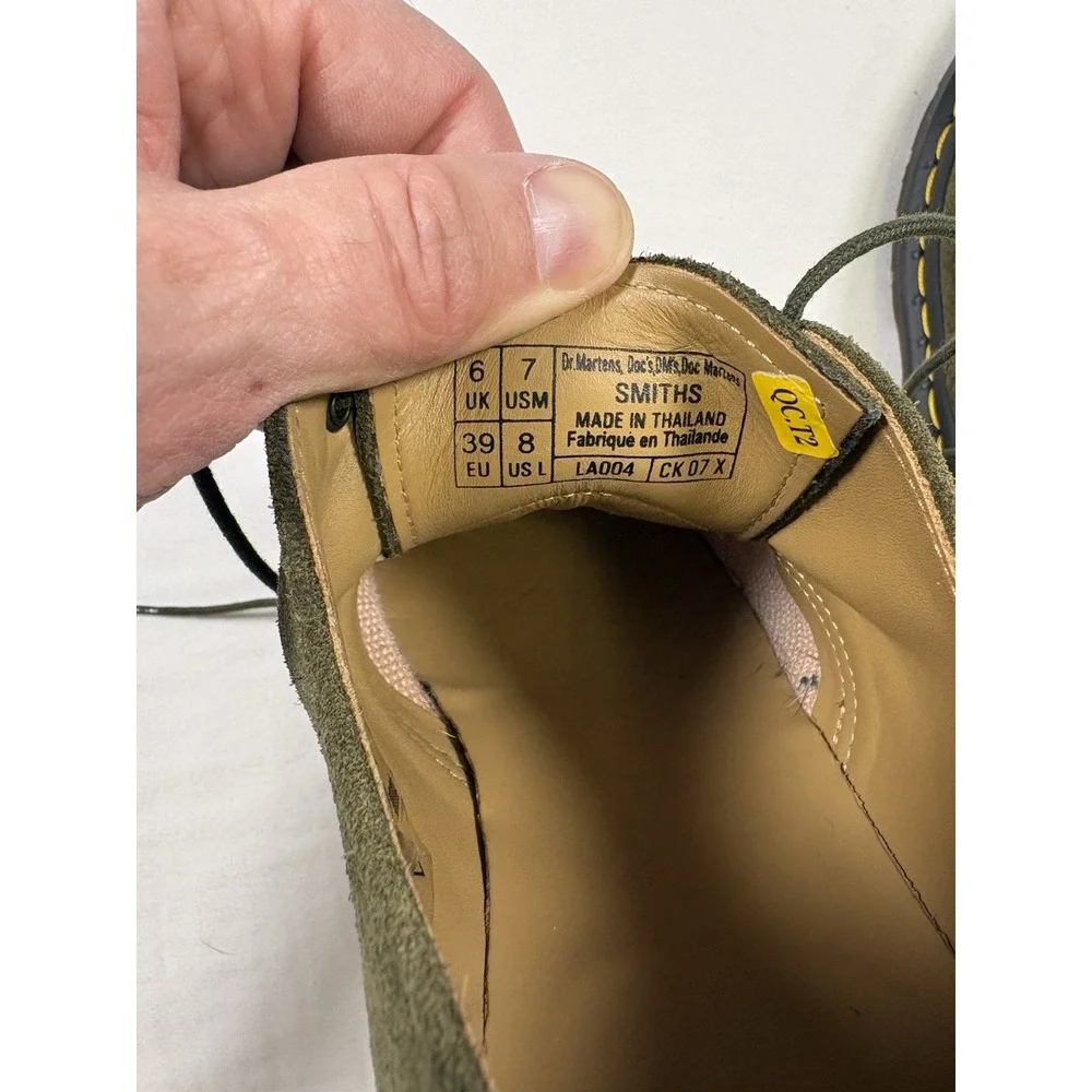 Dr Martens Smiths Olive Green Suede 4-Eye Derby Mens 7 Womens 8 NWOB LA004